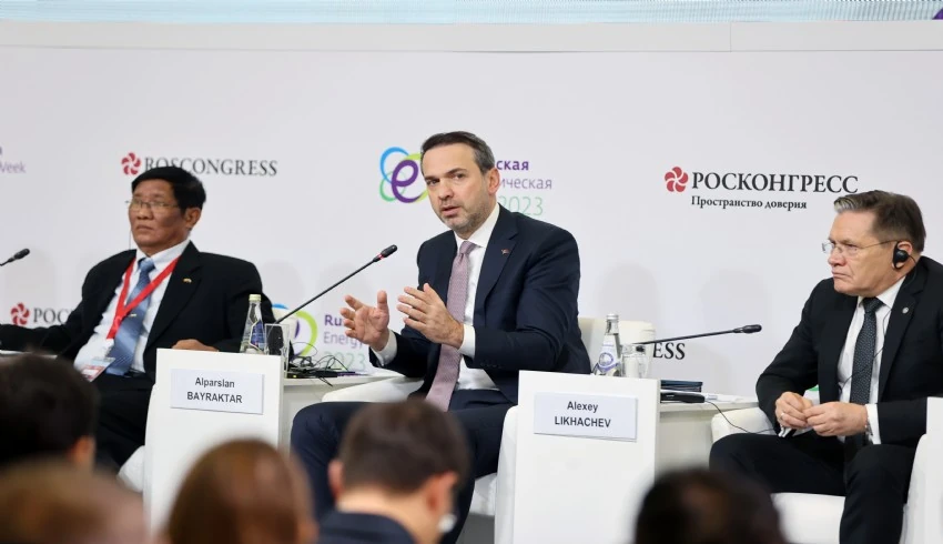 Bayraktar: Yenilenebilir enerjide önemli potansiyele sahibiz