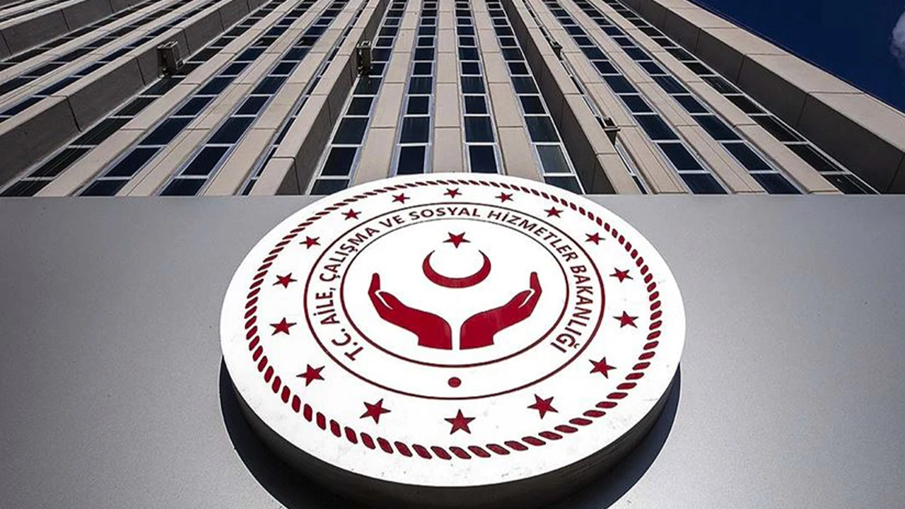 Bakan Göktaş: Deprem sonrası çocuklar hiçbir vakfa yerleştirilmedi