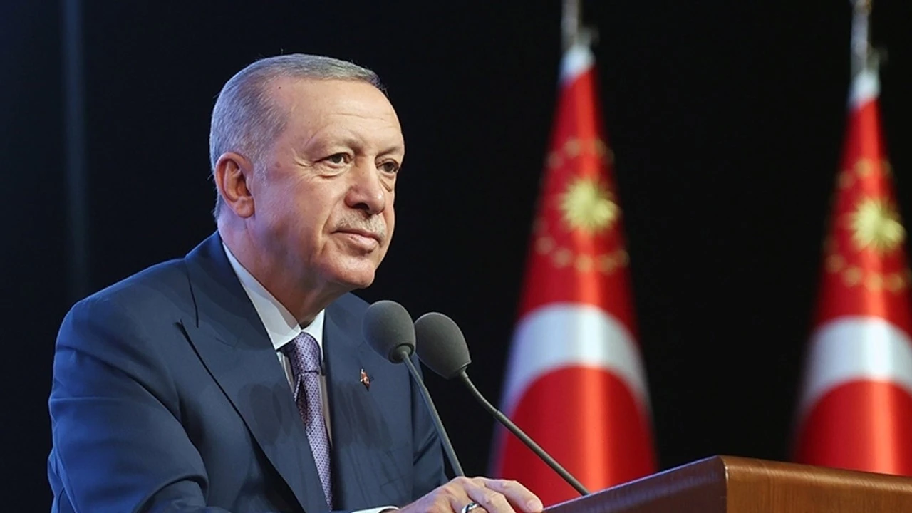 Erdoğan'dan 28 Şubat mesajı: Kimsenin karanlık zihniyeti hortlatmasına izin vermeyeceğiz
