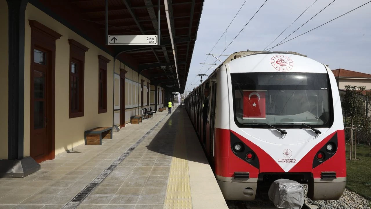 Sirkeci-Kazlıçeşme Raylı Sistem Hattı açılıyor