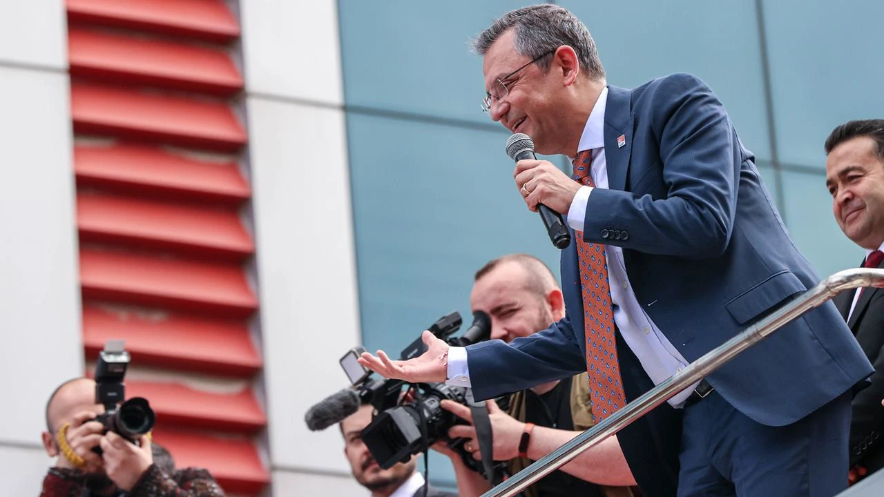 CHP lideri Özel: Emekliler açlık sınırının 6 bin lira altında yaşıyor