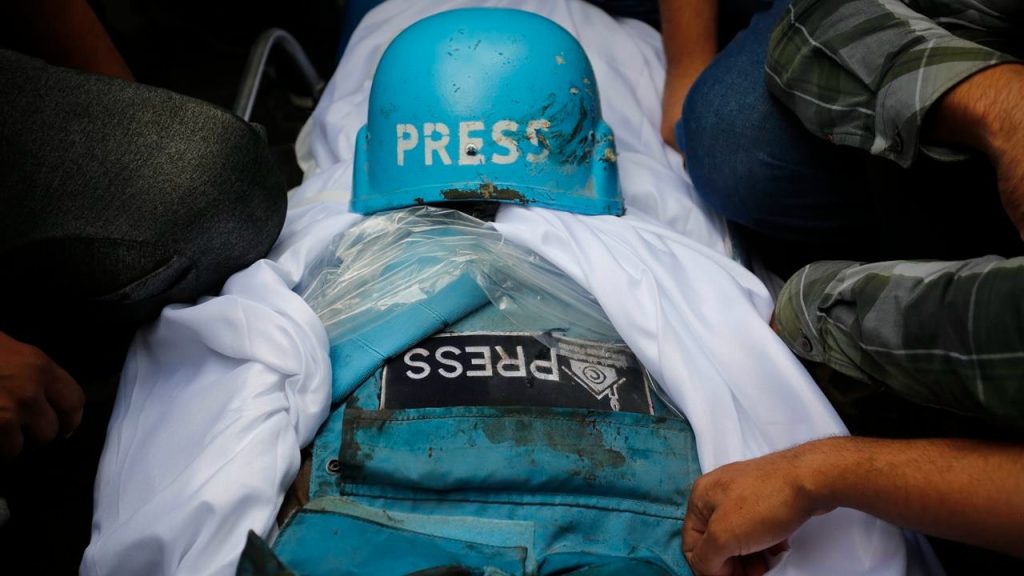 Gazze’de üç haftada 34 gazeteci hayatını kaybetti