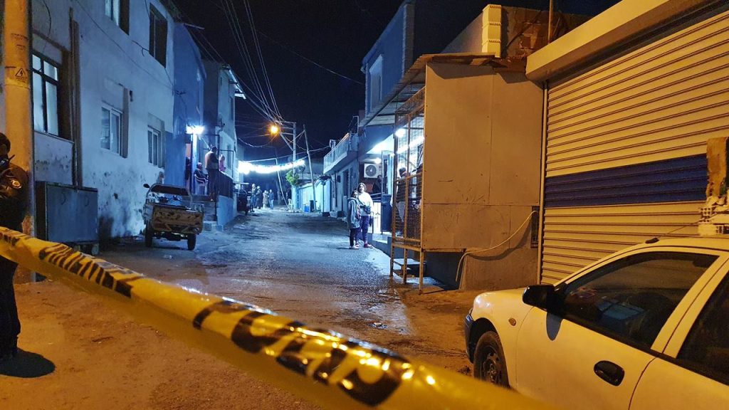 Düğünde müziği kapatmadılar diye ateş açtı, bir çocuk öldü