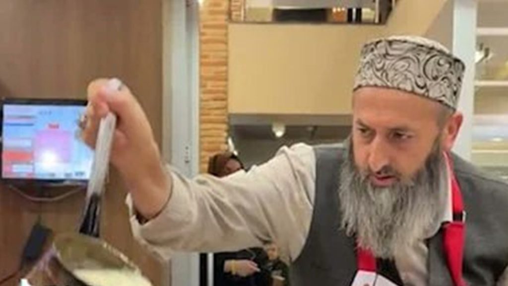 Erzurumlu dönerci Atatürk’e hakaret suçlamasıyla tutuklandı