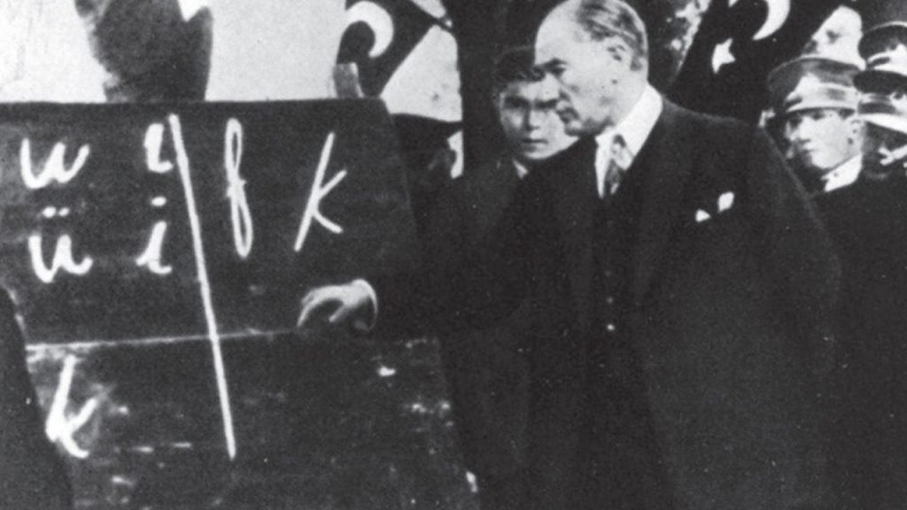 Türk devriminin ve istikbalinin öncülüğünü yaptı