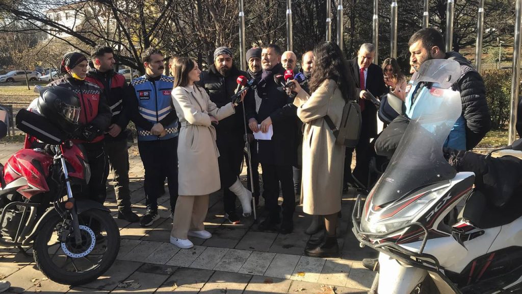 CHP’li Ağbaba: Motokuryelerin yüzde 90’ı güvencesiz çalışıyor