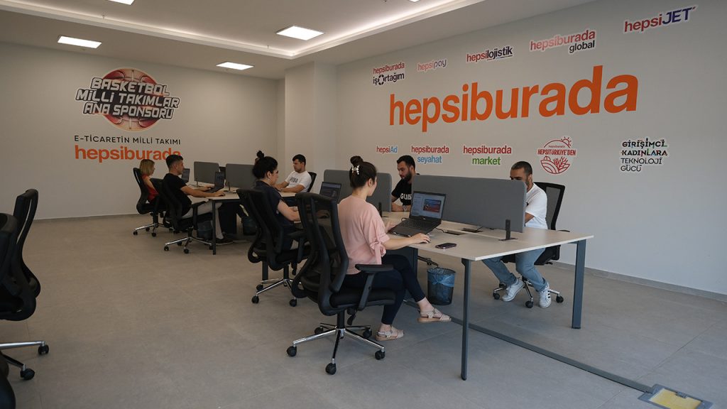 Deprem bölgesindeki satıcılardan Hepsiburada ile 9 ayda 3 milyar liralık ticaret hacmi