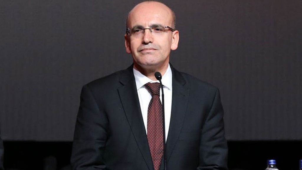 Şimşek’ten iş dünyasına çağrı: Lütfen elinizi taşın altına koyun, size yardım edeceğiz