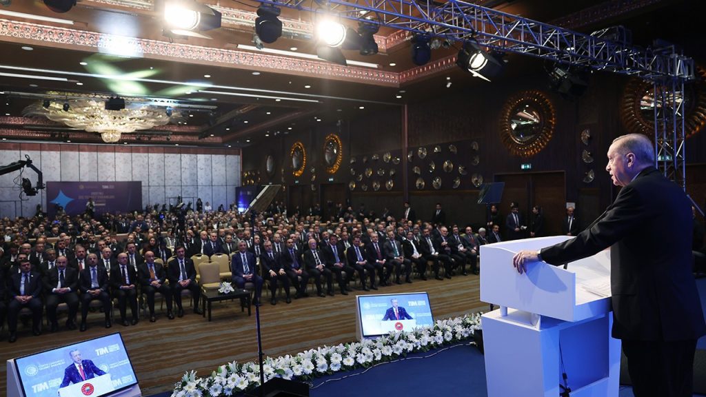 Dış ticaret ve cari işlemler açığı kalıcı olarak düşmeye başladı