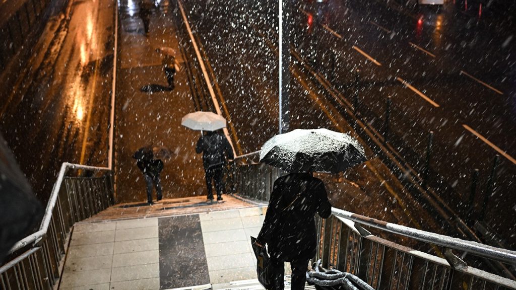 Meteoroloji, 18 şehri ‘sarı kod’ ile uyardı: Kara kış geliyor