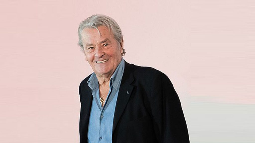 Alain Delon’un evinden 72 silah çıktı!
