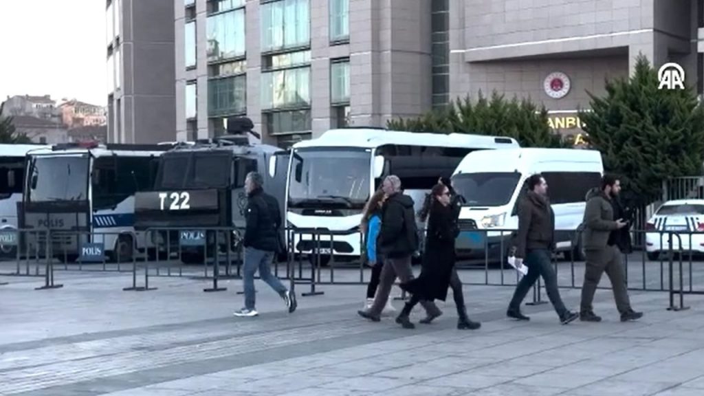 Çağlayan adliyesi önünde önlemler artırıldı