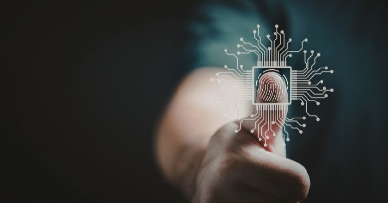 Elektronik kimlik doğrulama nedir, nasıl çalışır? Elektronik kimlik doğrulama sürecini gösteren dijital arayüz
