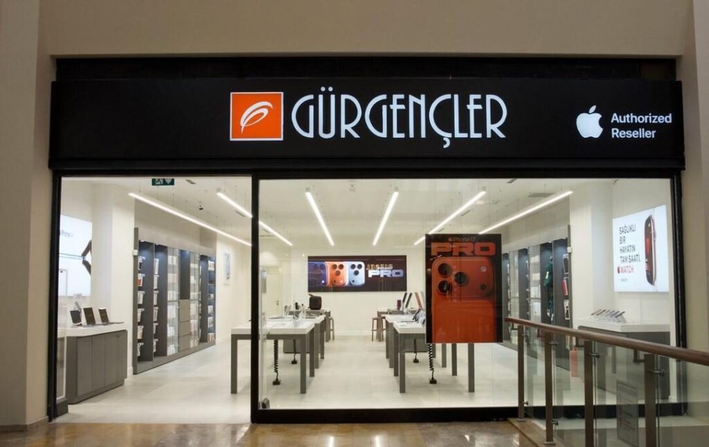 Forum Diyarbakır AVM’de açılan Gürgençler Apple mağazası ve açılışa özel kampanya afişleri