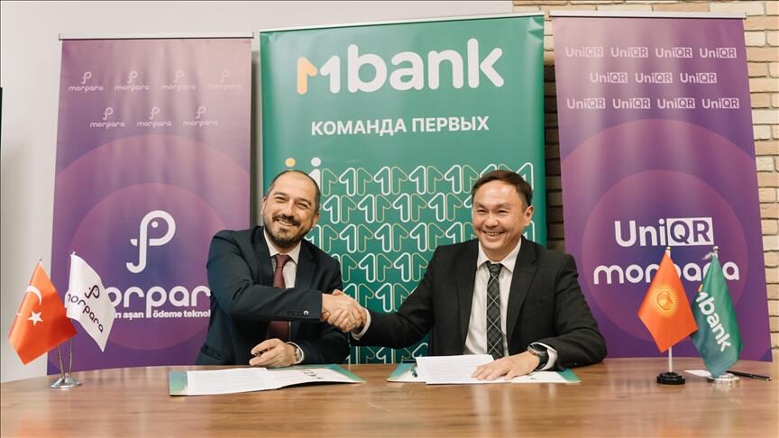 Altın, dolar ve BIST 100 aynı ekranda: Piyasalarda son görünüm Borsa İstanbul ekranında endeks ve hisse senedi fiyatları ile altın ve döviz kurları