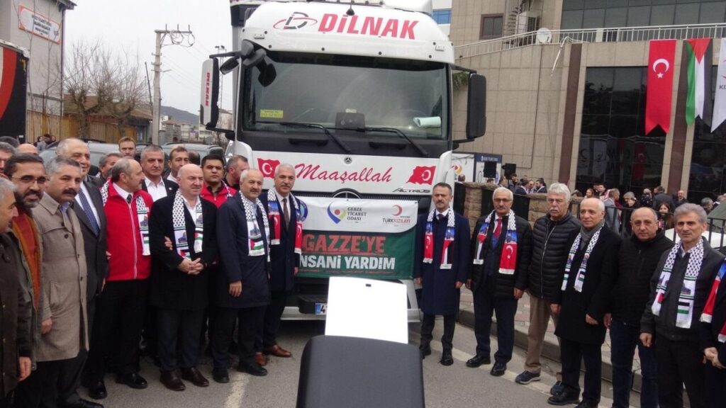 Gebze Ticaret Odası tarafından Gazze’ye gönderilen insani yardım TIR’ları