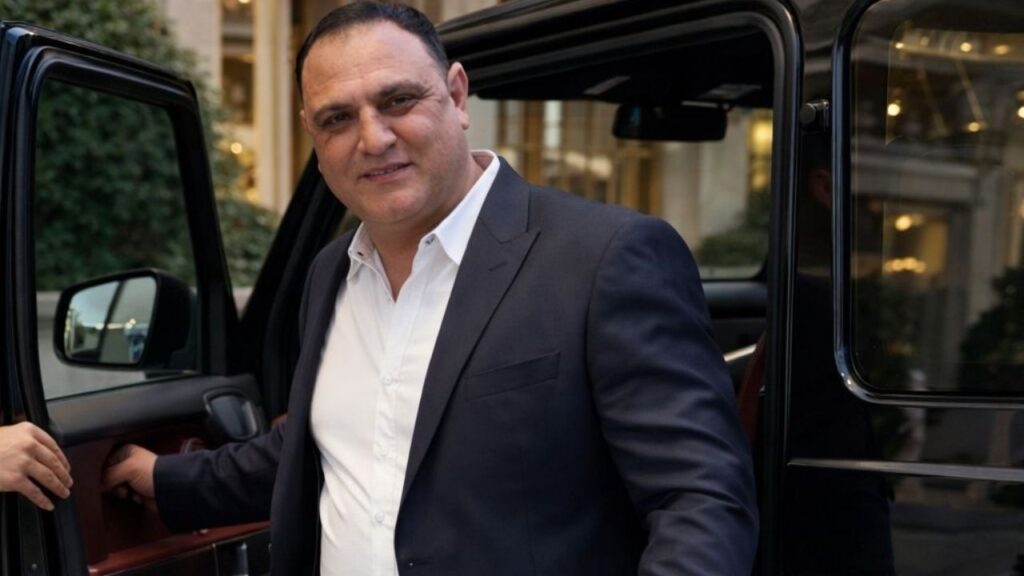 TikTok’ta otomobil içerikleriyle öne çıkan isim: Behruz adlı fenomen (Rəis 002) Behruz Saadı (Rəis 002)