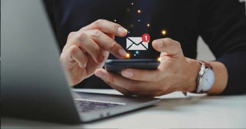 E-Posta Teslimatında İtibar Onarımı ve Isıtma E-posta teslimatı ve alan adı itibar yönetimi görseli