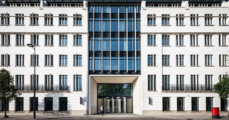 Finansal Teknoloji Girişiminden Dev Genel Merkez Yatırımı Londra'da yeni genel merkez binası inşaatı ve finansal teknoloji yatırımı